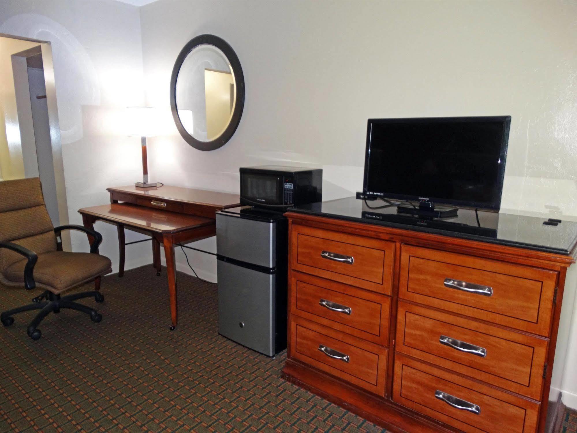America'S Best Value Inn - Gainesville Ngoại thất bức ảnh